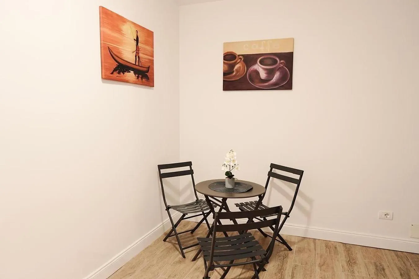 Apartment 103 Тирана Албания